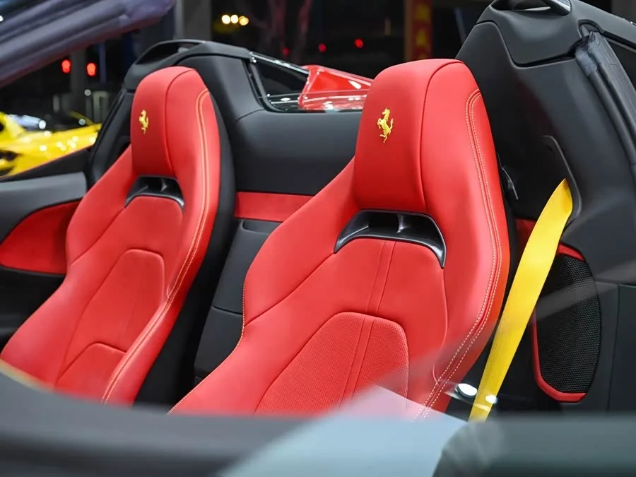 Ferrari SF90 Spider SF90 2021 3.9T V8 Spider 2023 — миниатюра 4