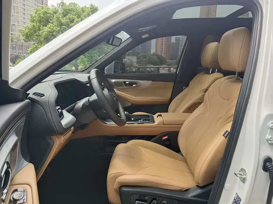 GAC Trumpchi ES9 PHEV Trumpchi ES9 2024 PHEV 143km Traveler Max 2023 — миниатюра 3