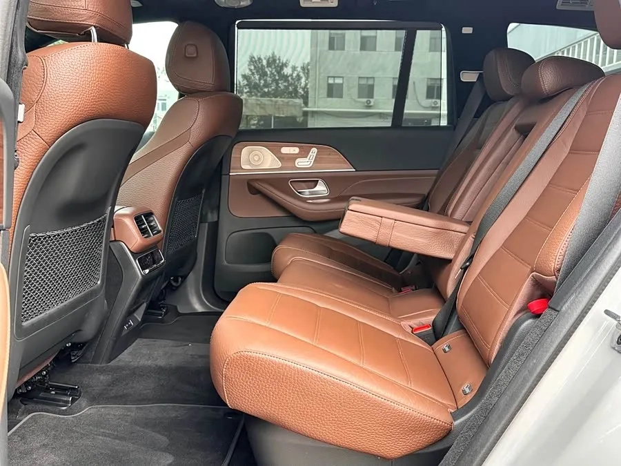 Mercedes-Benz GLS Mercedes-Benz GLS 2024 GLS 450 4MATIC luxury model 2024 — миниатюра 5