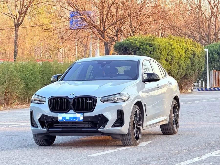 BMW X4 M40i 2025