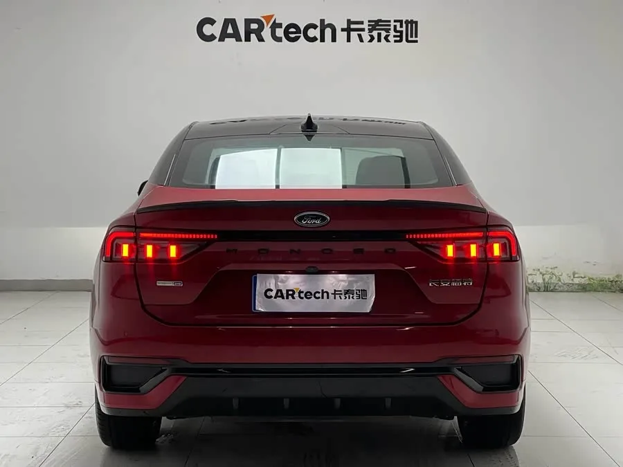 Ford Mondeo 2022 Toyota Mondeo EcoBoost 245 ST-Line 2022 — миниатюра 4
