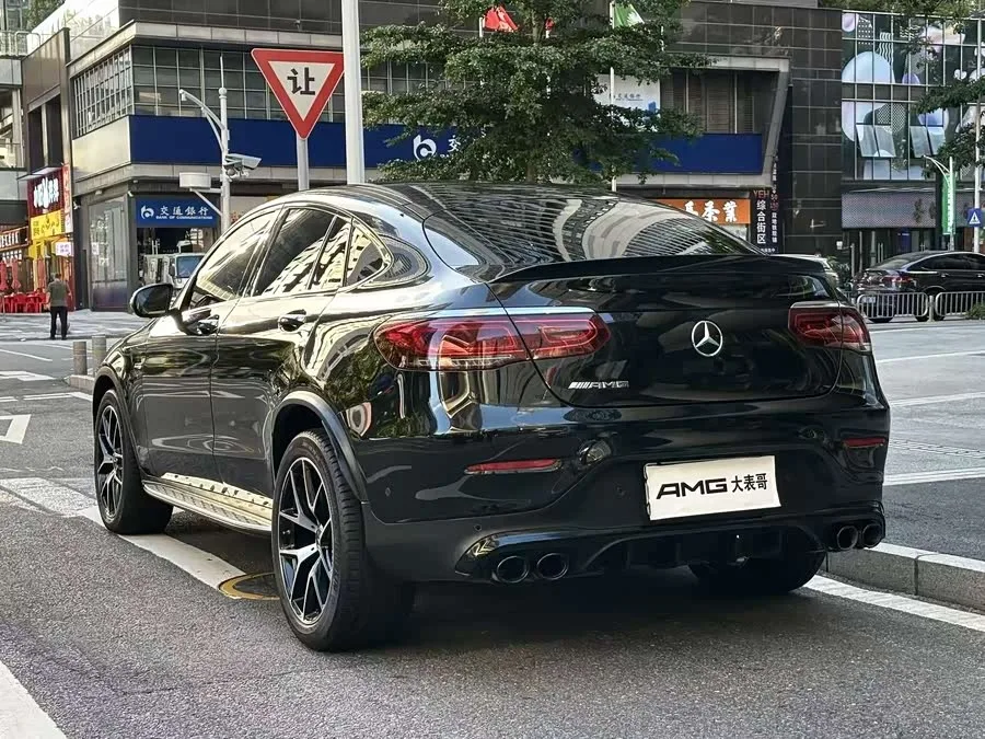 Mercedes-Benz GLC AMG Mercedes-Benz GLC AMG 2022 AMG GLC 43 4MATIC 2022 — миниатюра 4
