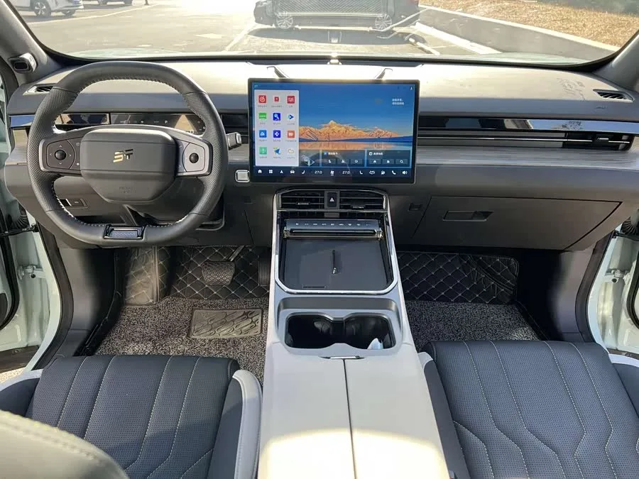 Jetour L6 JETOUR SHANHAI L6 2024 1.5TD DHT ULTRA 2025 — миниатюра 5