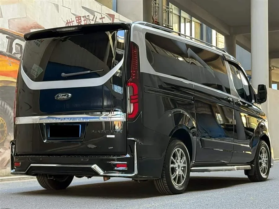 Ford Tourneo Tourneo 2024 2.0T Automatic Premium Plus Edition 2025 — миниатюра 2