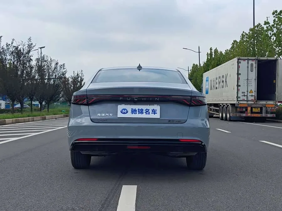 Chery Fengyun A8L Fengyun A8L 2025 1.5TGDI 145km Comfort Edition 2025 — миниатюра 3
