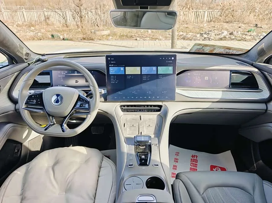 BYD N7 Denza N7 2023 Long Battery Performance Edition 2024 — миниатюра 3