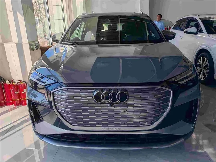 Audi Q4 e-tron 2023 50 e-tron quattro Chuangjing Edition 2024 — миниатюра 2