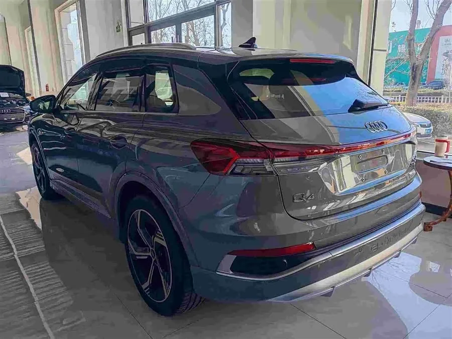Audi Q4 e-tron 2023 50 e-tron quattro Chuangjing Edition 2024 — миниатюра 3
