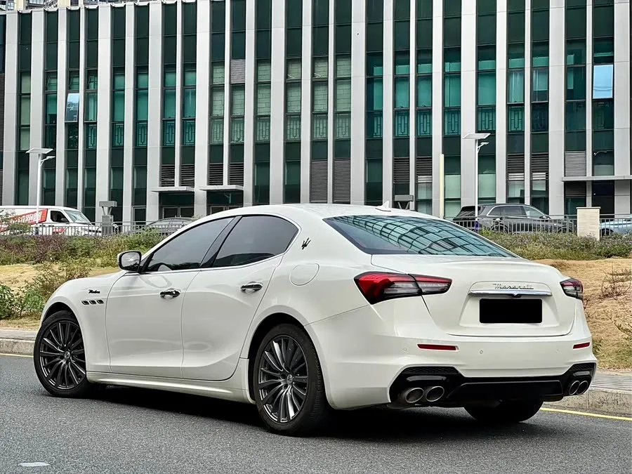 Maserati GHIBLI Ghibli 2022 3.0T Modena 2022 — миниатюра 3