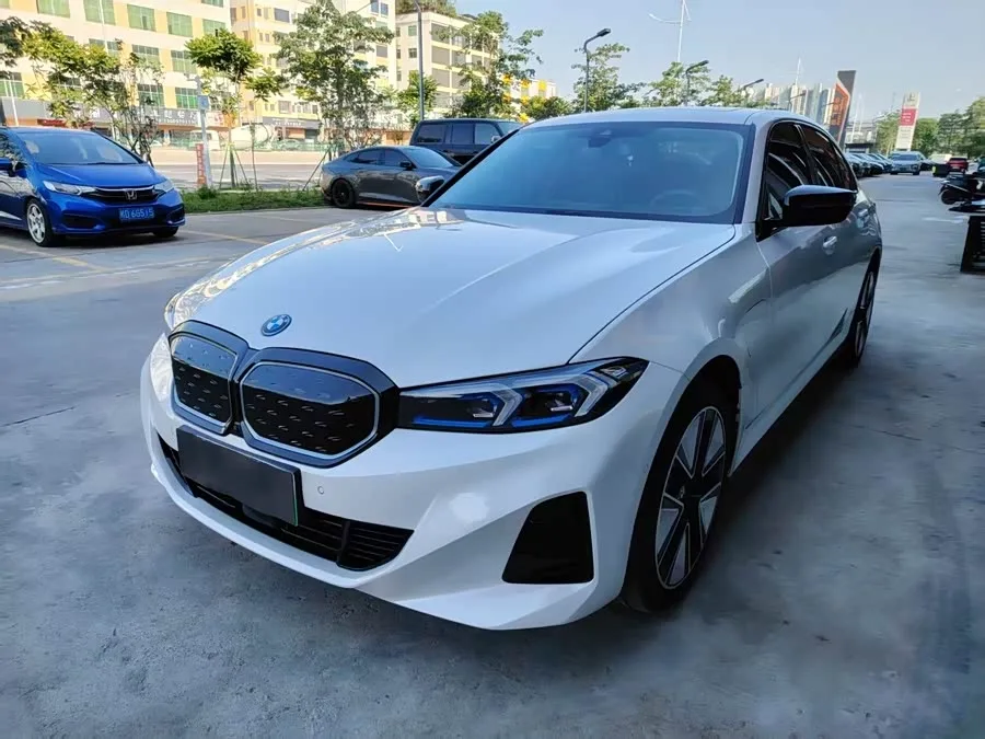 BMW i3 2024