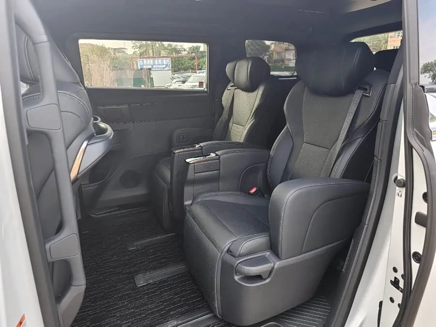 Toyota Alphard Alphard 2023 Hybrid 2.5L Premium Gold Edition 2023 — миниатюра 3
