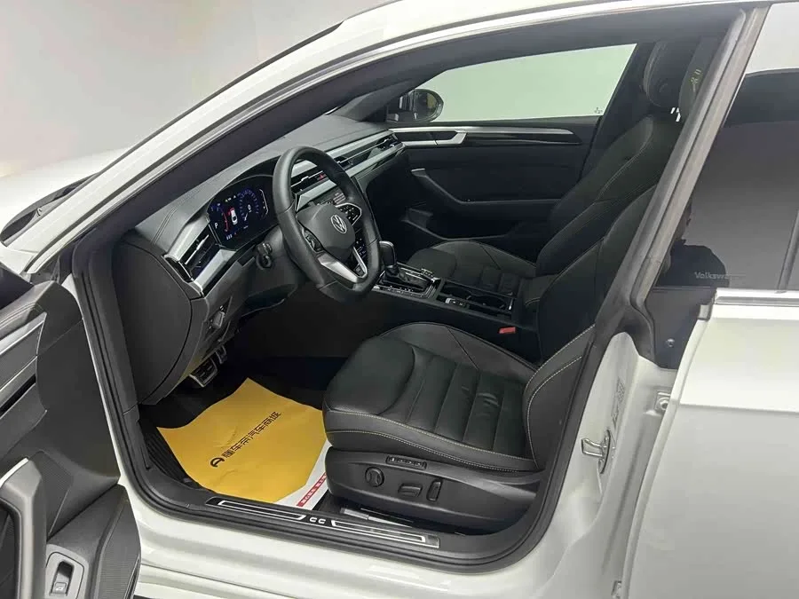 Volkswagen FAW- CC FAW-Volkswagen CC 2021 380TSI Eye-catching Edition 2022 — миниатюра 2