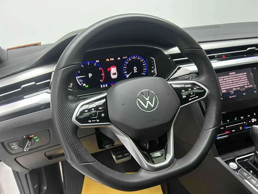 Volkswagen FAW- CC FAW-Volkswagen CC 2021 380TSI Eye-catching Edition 2022 — миниатюра 3