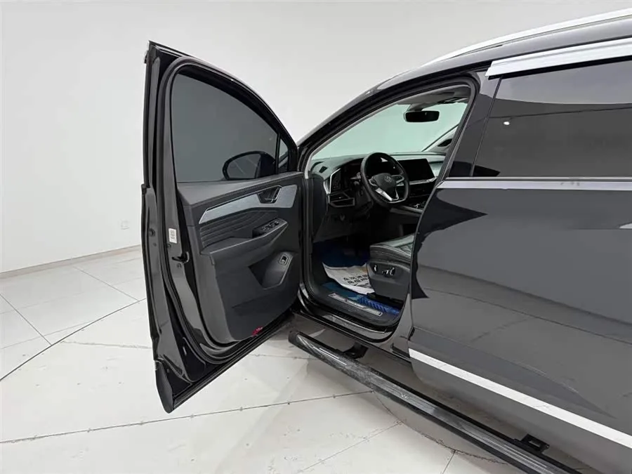 Volkswagen Talagon Lanjing 2021 380TSI four-wheel drive flagship Shengjing Edition 2023 — миниатюра 4