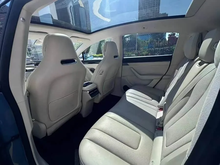 Smart world R7 Zhijie R7 2024 pure electric 736km UItra 2024 — миниатюра 2