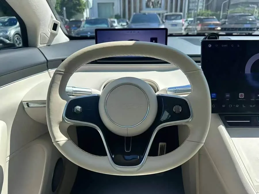 Smart world R7 Zhijie R7 2024 pure electric 736km UItra 2024 — миниатюра 4