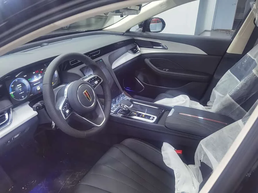 Hongqi H5 PHEV Hongqi H5 PHEV 2025 130 Super Hybrid Edition 2025 — миниатюра 3