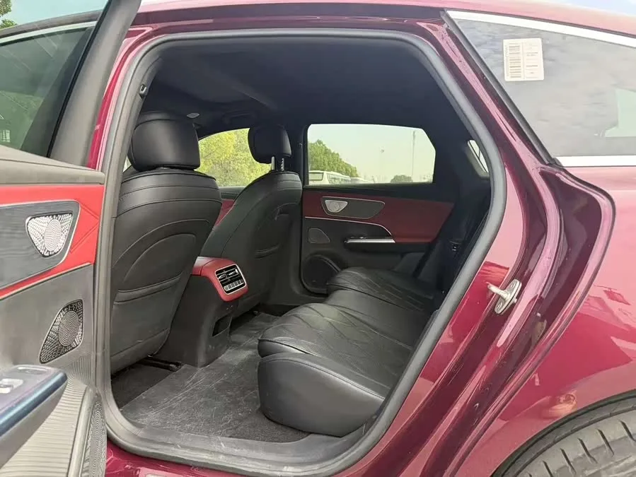 Chery Fengyun Fengyun A9L Fengyun A9L 2025 four-wheel drive high-energy peak version 2025 — миниатюра 3