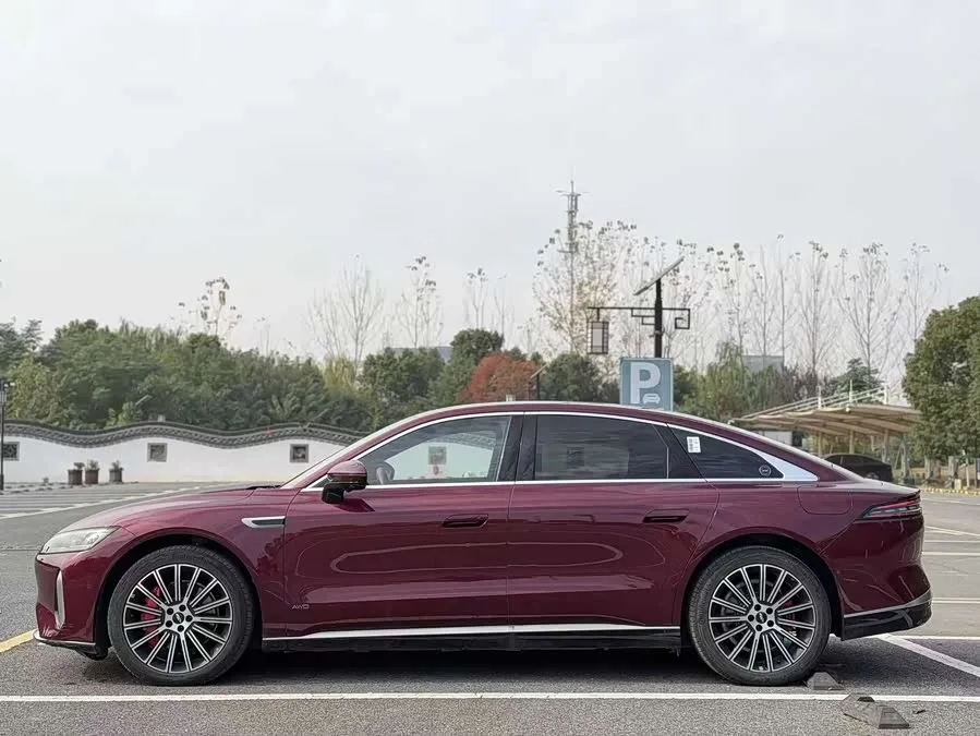 Chery Fengyun Fengyun A9L Fengyun A9L 2025 four-wheel drive high-energy peak version 2025 — миниатюра 4