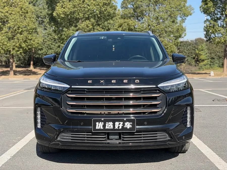 Exeed VX Xingtu Lanyue 2021 400T 4WD Xingzun Pro Edition 7 Seaters 2022 — фото 1, купить с доставкой в Москву
