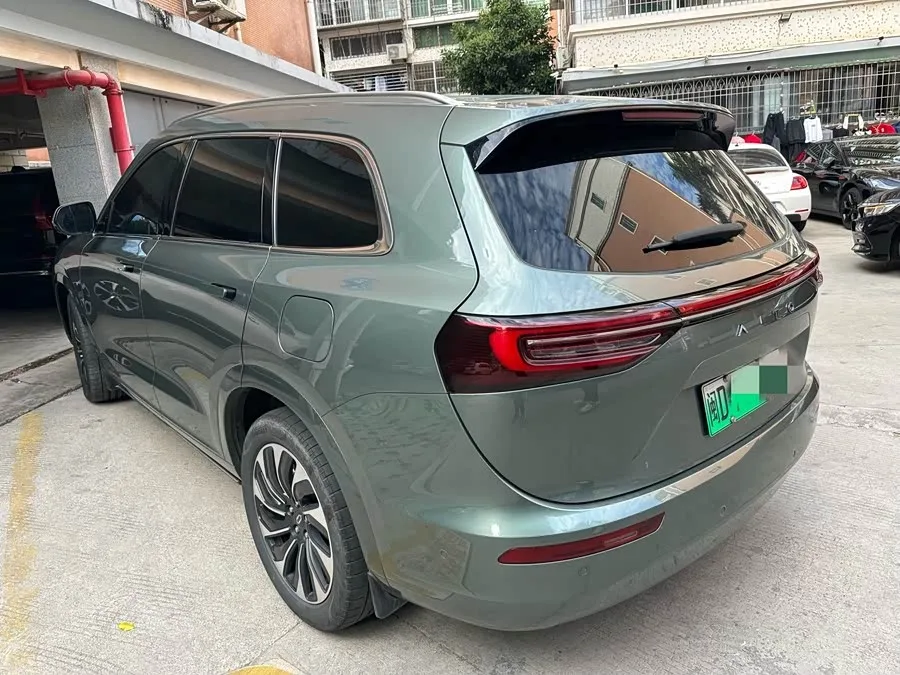 AITO M7 M7 2024 1.5T RWD Plus Edition 6 Seaters 2024 — миниатюра 4