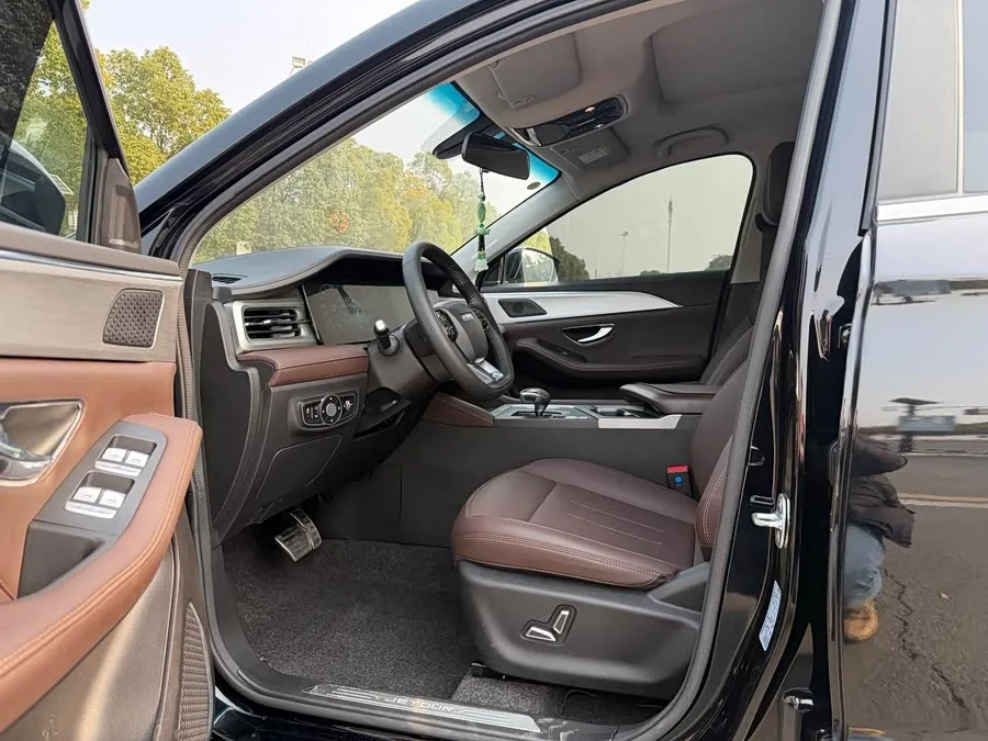 Jetour X90 Plus JETOUR X90 PLUS 2023 1.6TD DCT Villa 5 Seaters 2023 — миниатюра 5