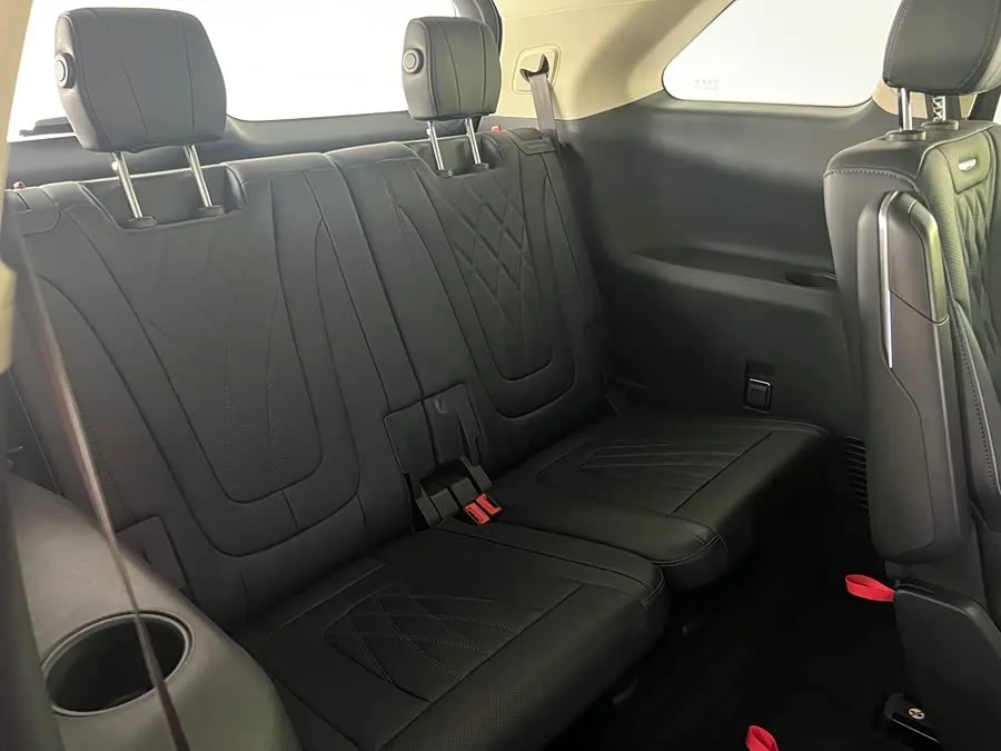 Hongqi HS7 PHEV Hongqi HS7 PHEV 2024 2.0T PHEV 4WD Flagship Chang Edition 6 Seaters 2024 — миниатюра 4