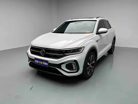 Volkswagen T-Roc 2023 buy in Moscow