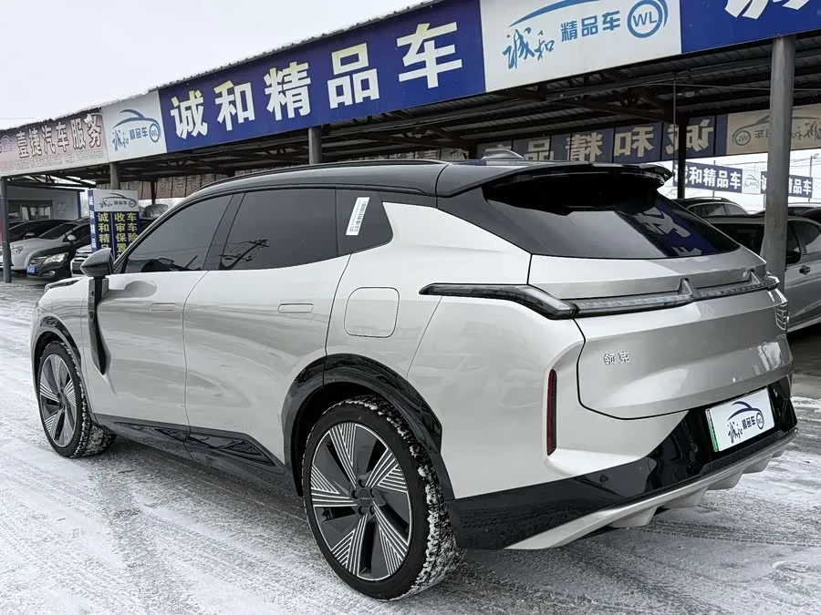 Lynk & Co 08 EM-P Lynk & Co 08 EM-P 2023 model 120km long range Halo 2024 — миниатюра 3