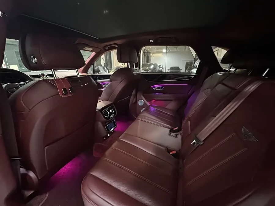 Bentley Bentayga Bentayga 2022 4.0T V8 S 2022 — миниатюра 2