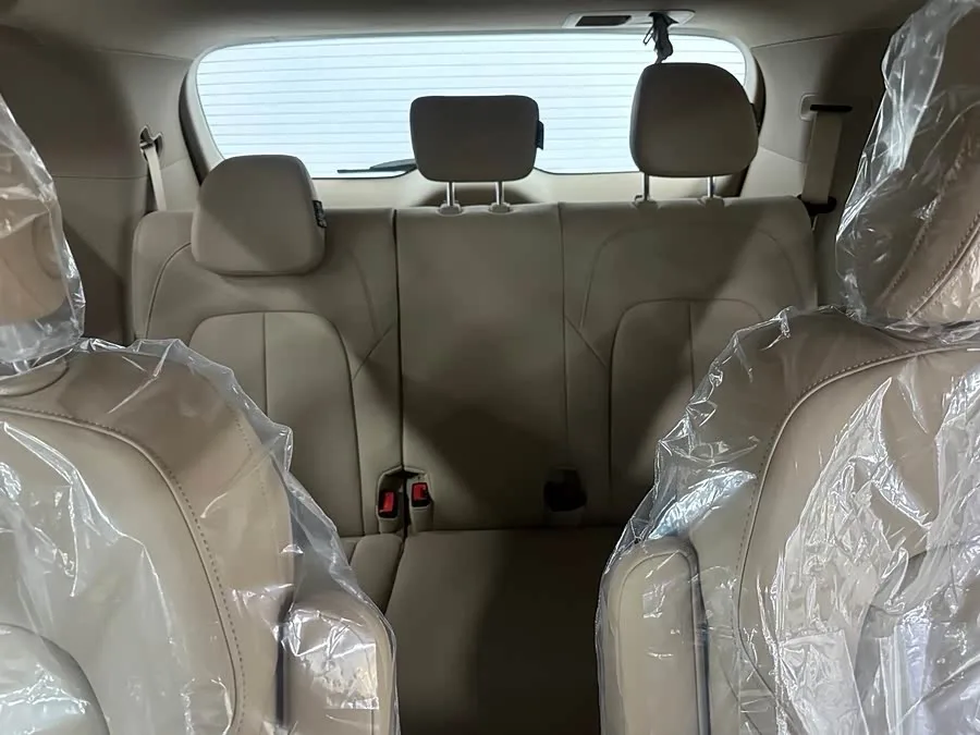 Buick GL8 2025 Land Business Class Comfort DG Edition 2026 — миниатюра 2