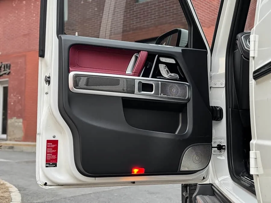 Mercedes-Benz G-Class AMG Mercedes-Benz G-Class AMG 2022 AMG G 63 2022 — миниатюра 3