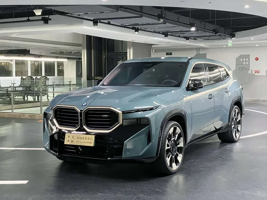 BMW XM 2024