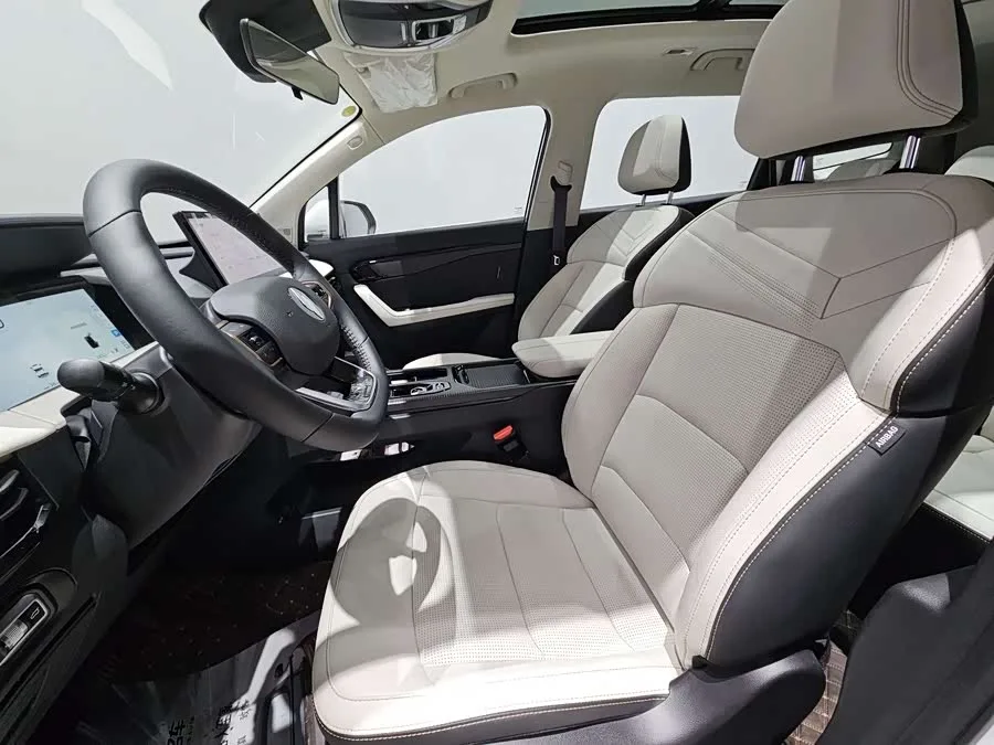 Ruilan Car Ruilan 9 Ruilan 9 2023 380km Fashion Edition 2024 — миниатюра 4