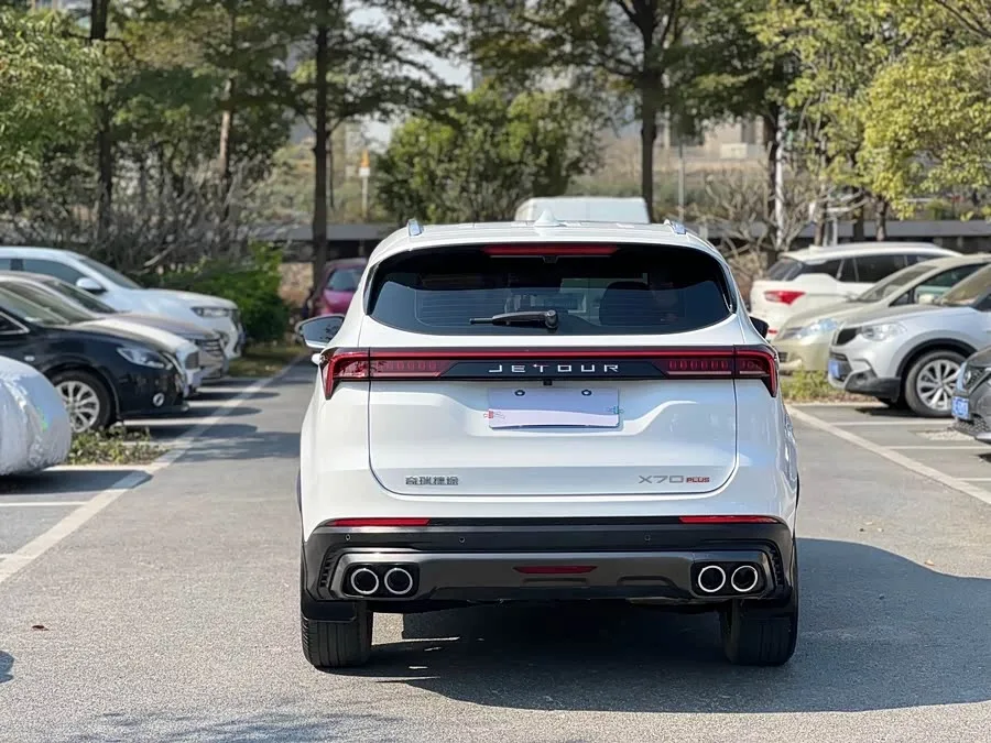 Jetour X70 PLUS JETOUR X70 PLUS 2023 1.5T DCT Brave PLUS 5-seater 2023 — миниатюра 2