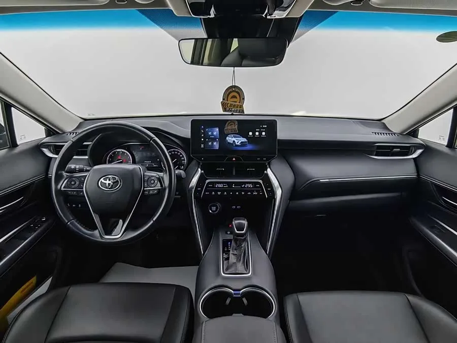 Toyota Venza Visa 2023 2.0L CVT two-wheel drive luxury version 2024 — миниатюра 3