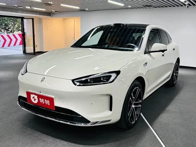 AITO M5 M5 2025 Extended Range Ultra 4WD Edition 2025 — фото 1, купить с доставкой в Москву