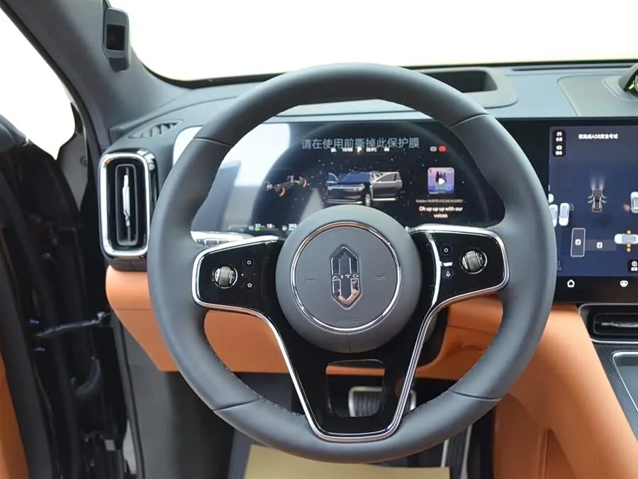 AITO M8 M8 2025 Extended Range Max 37kWh 5-seater 2025 — миниатюра 3