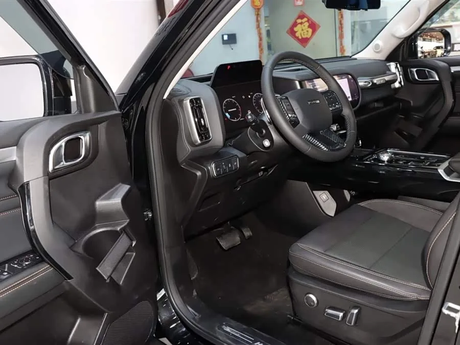Haval Big dog Haval Big Dog 2022 2.0T DCT 4WD Roaring Sky Dog Hunting Edition 2023 — миниатюра 3