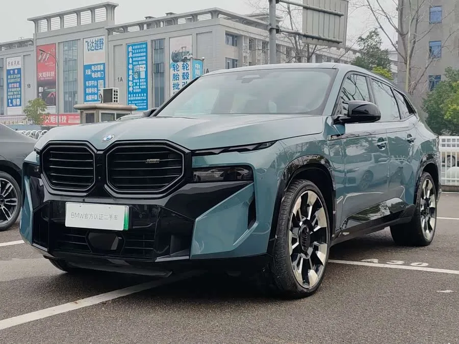 BMW XM 2024