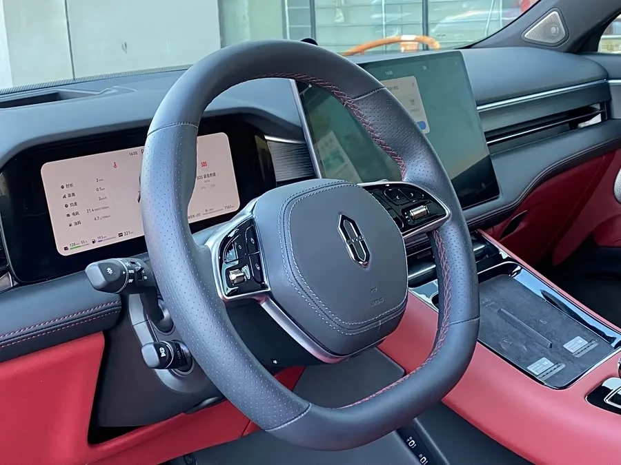 AITO M5 M5 2024 Extended Range Max RS 4WD Advanced Intelligent Driving Edition 2024 — миниатюра 3