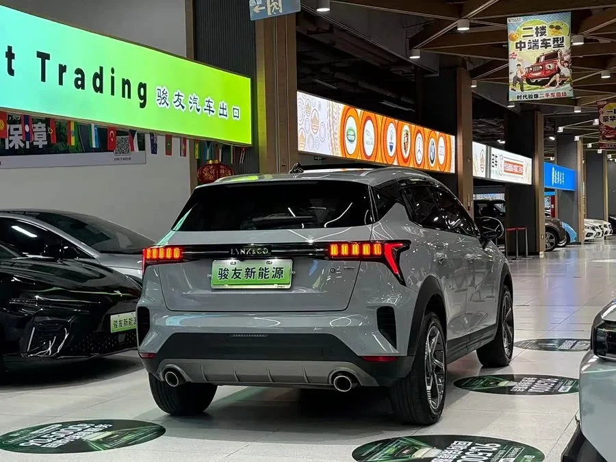 Lynk & Co 06 EM-P Lynk & Co 06 EM-P 2022 PHEV 84KM Endurance Edition Pro 2022 — миниатюра 2