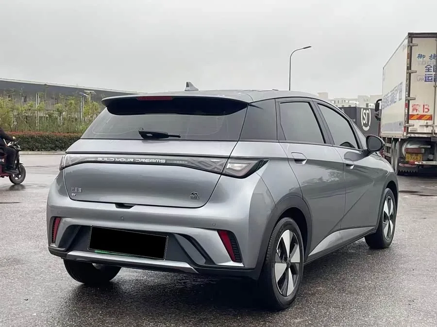 HiPhi Y Gaohe HiPhi Y 2023 560km Elite Edition 2023 — миниатюра 3