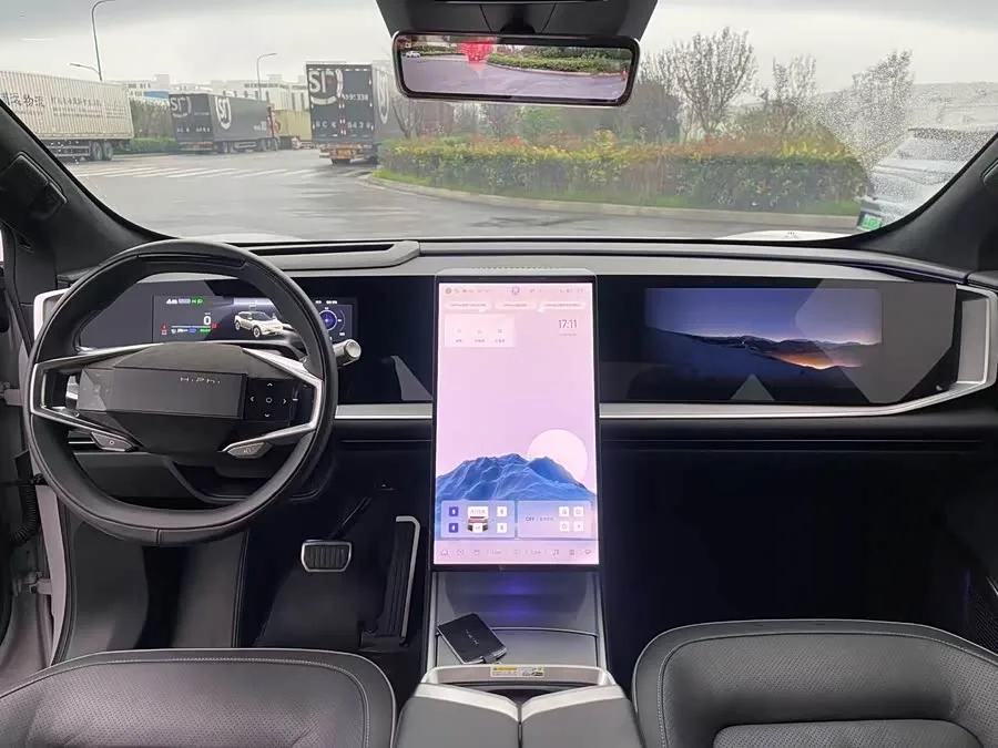 HiPhi Y Gaohe HiPhi Y 2023 560km Elite Edition 2023 — миниатюра 4