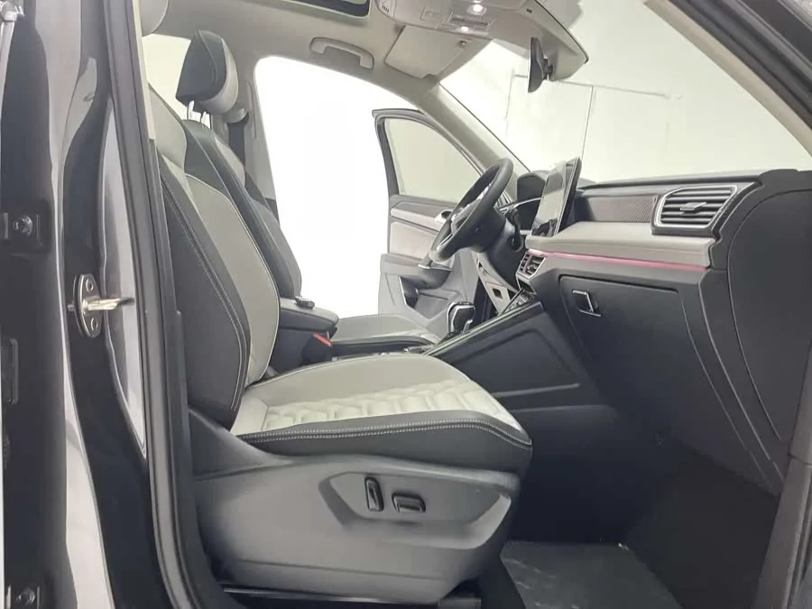 Volkswagen Tayron Tanyue 2024 330TSI 2WD Luxury Plus Advanced Edition 2024 — миниатюра 2