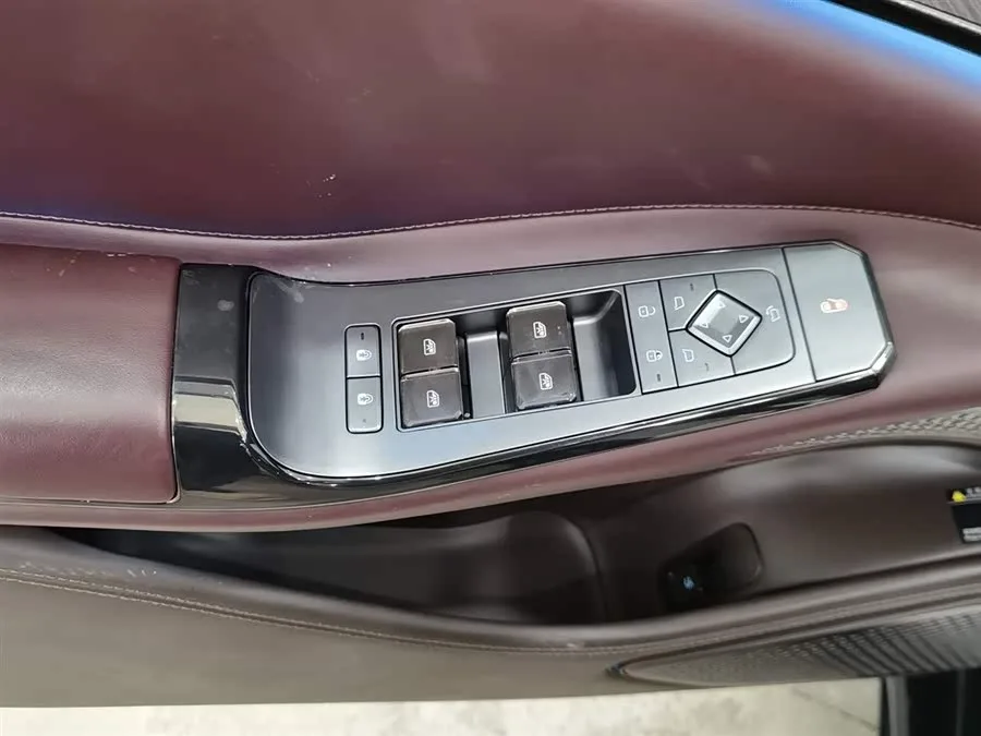 BYD Z9GT BYD Z9GT 2024 1100 4WD Ultra First Edition 2026 — миниатюра 3
