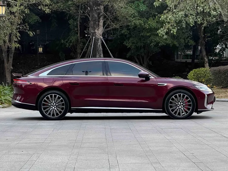 Chery Fengyun Fengyun A9L Fengyun A9L 2025 four-wheel drive high-energy peak version 2025 — миниатюра 3