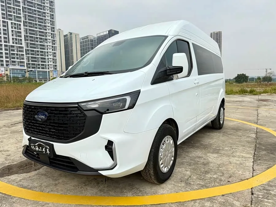 Ford Transit Transit 2023 2.0T Diesel Manual Commercial Traveler Middle Axle Middle Top 7/8/9 Seaters 2023 — фото 1, купить с доставкой в Москву