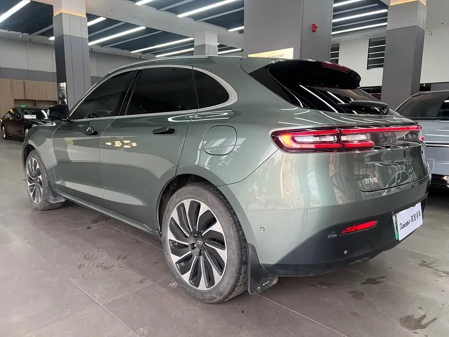 AITO M5 M5 2022 Extended Range 4WD Ultimate Edition 2022 — миниатюра 5