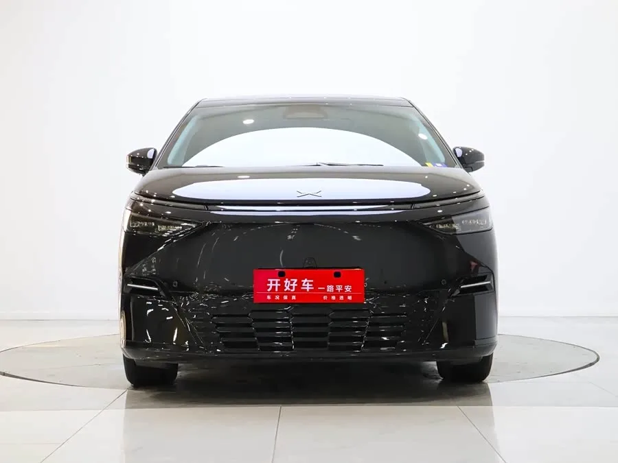 XPeng XPeng X9 2025